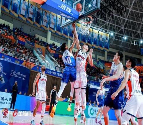 范戴克澄清,与西蒙斯红,牌冲突,B体育官网,B体育平台,B体育链接,B体育官方